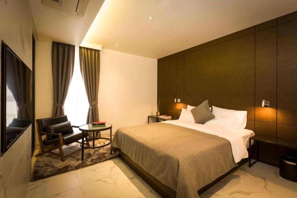 Trang Blue Hotel Seul Exterior foto