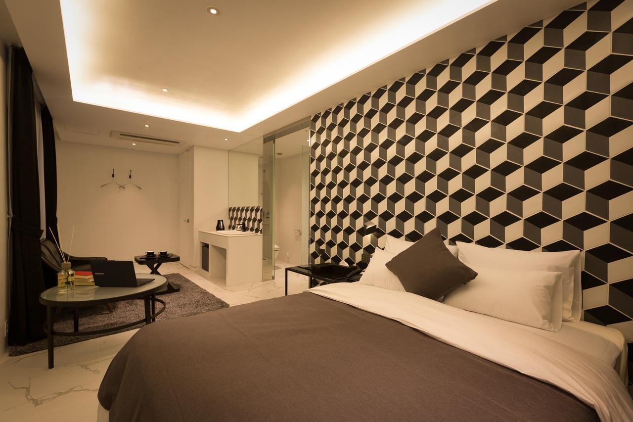 Trang Blue Hotel Seul Exterior foto