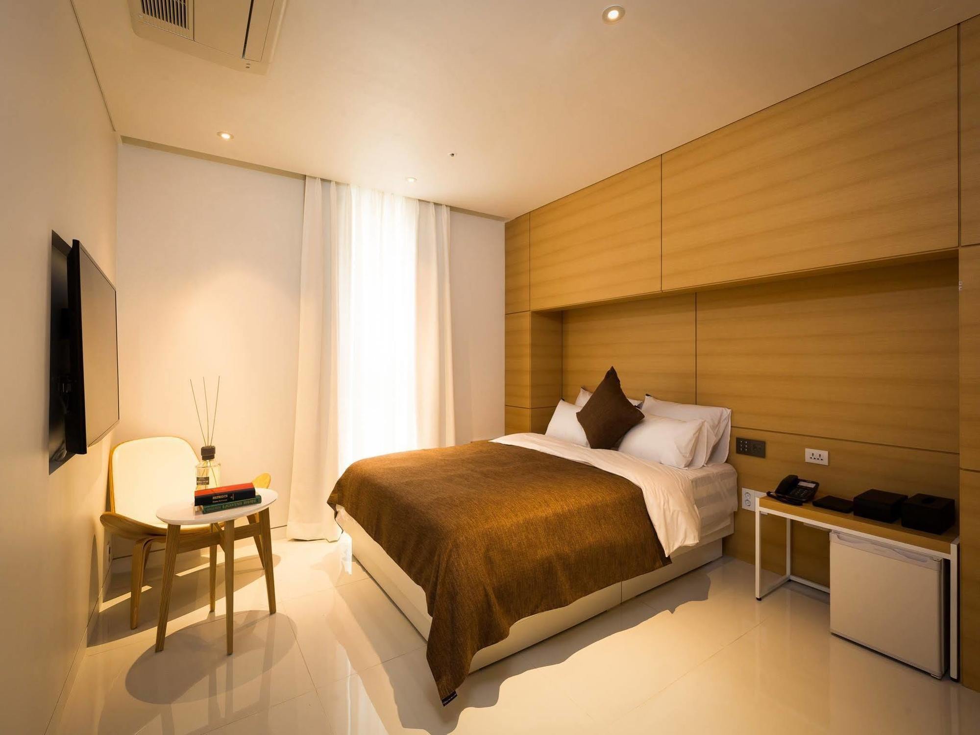 Trang Blue Hotel Seul Exterior foto