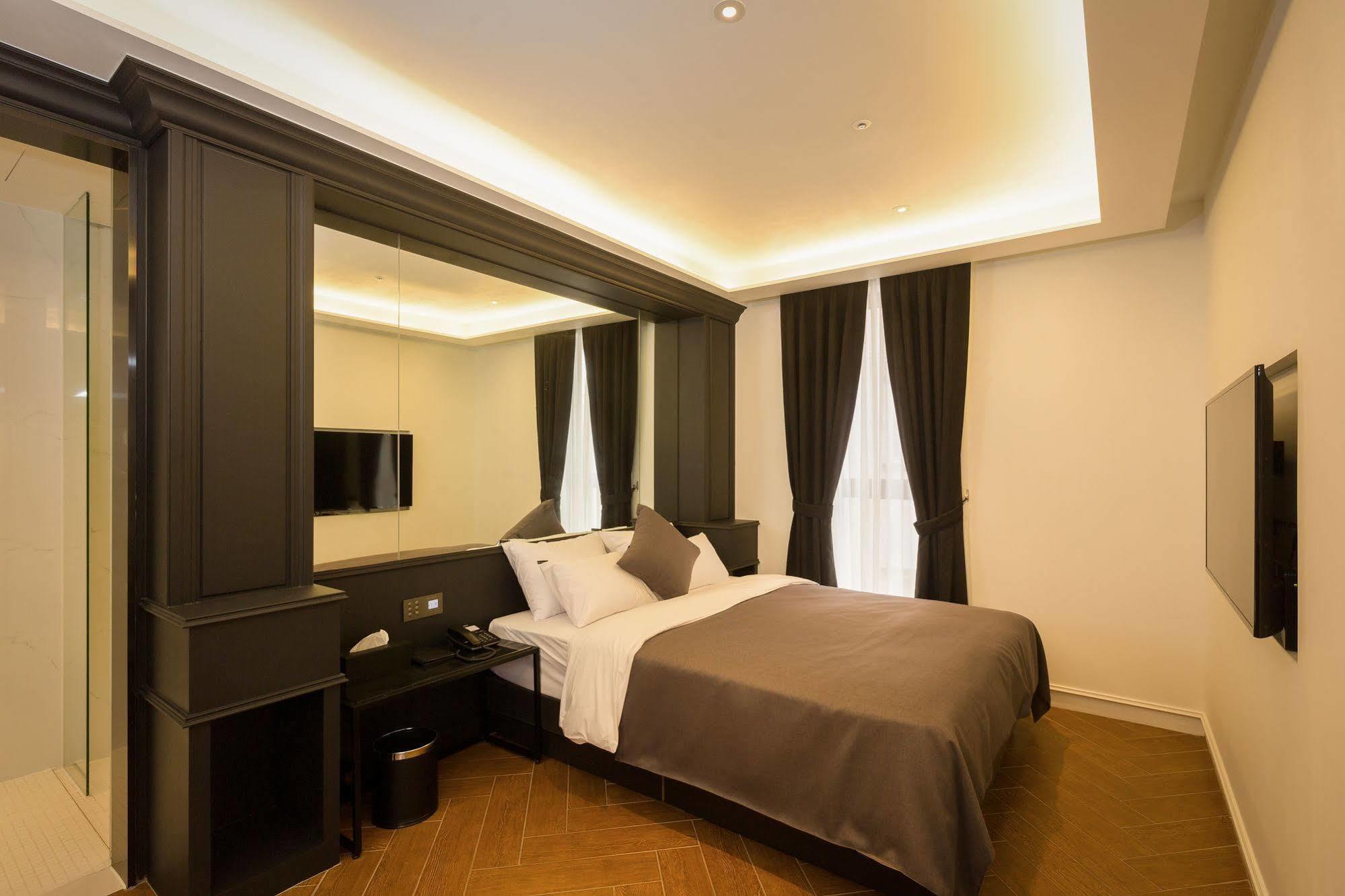 Trang Blue Hotel Seul Exterior foto